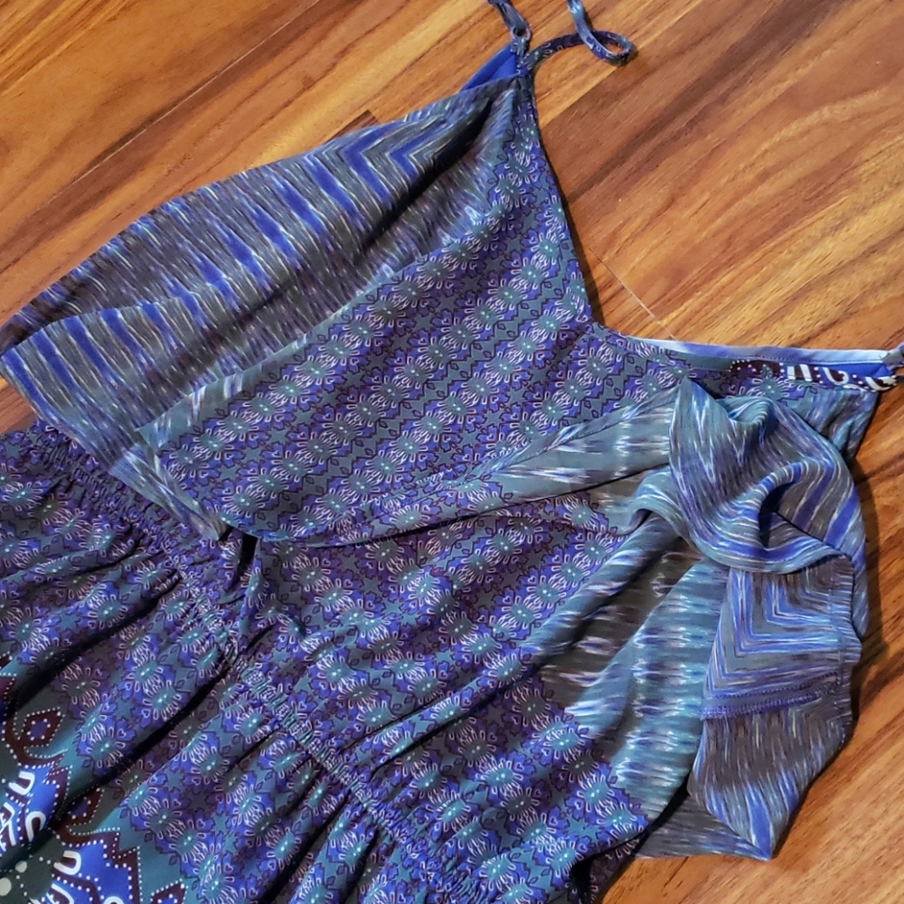 Express Aztec Print Dress - Picture 6 of 6